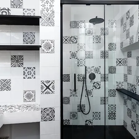 Esclusivo 130 Mq + Terrazzo Via San Vincenzo Appartement