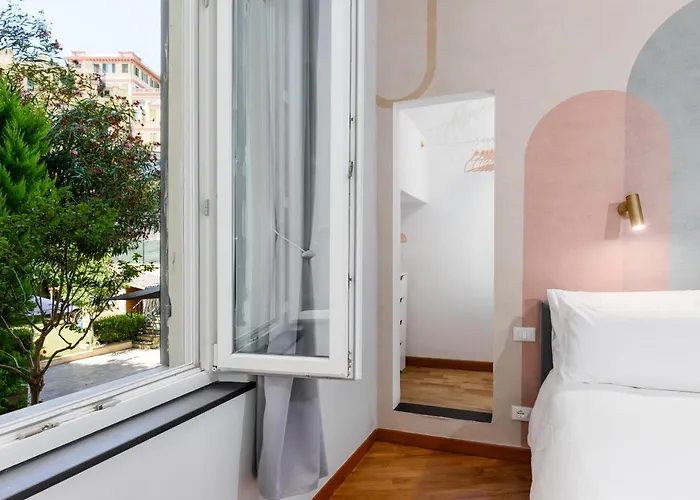 Esclusivo 130 Mq + Terrazzo Via San Vincenzo ジェノヴァ