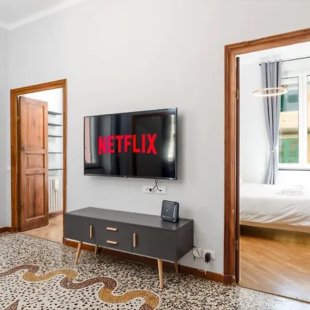 Apartamento Esclusivo 130 Mq + Terrazzo Via San Vincenzo Génova